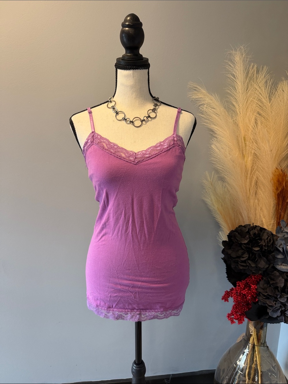 Lace Trim Spaghetti Strap Cami in Purple